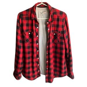 BC Clothing ladies cabincore red black buffalo plaid shacket small